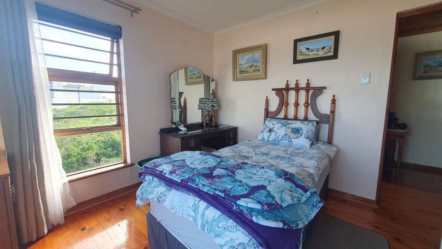 4 Bedroom Property for Sale in Dana Bay Western Cape